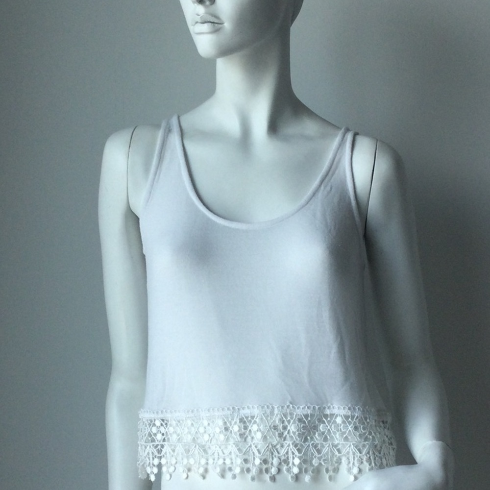 L A Hearts Crop White W/ Appliqué Tank Top